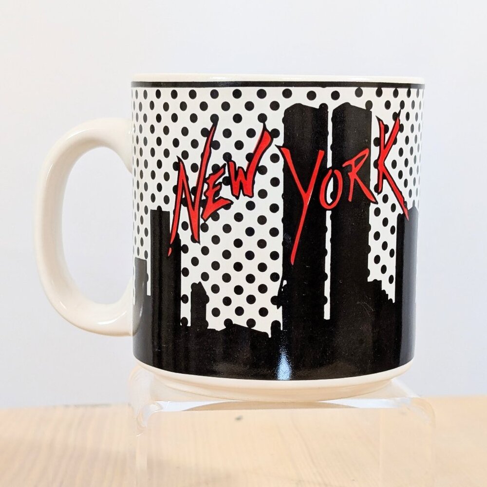 ⛔SOLD!⛔ New York City 1980s skyline mug